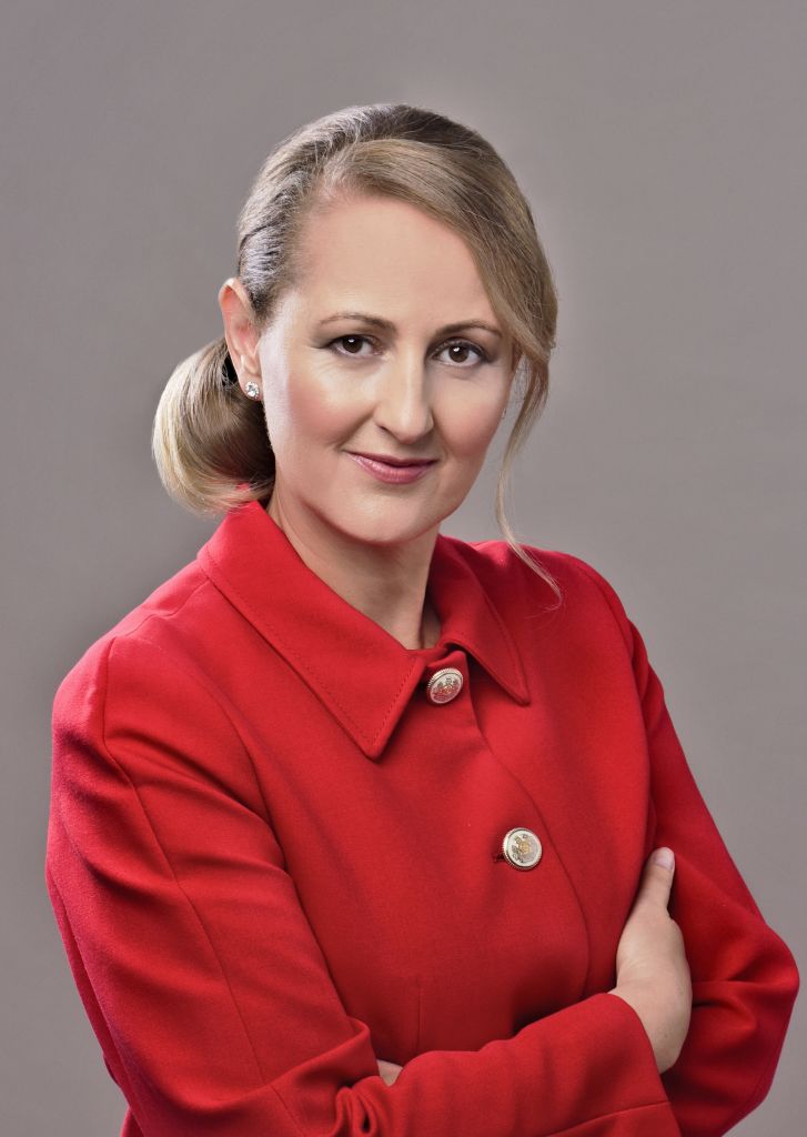 Dr. Sebők Marianna